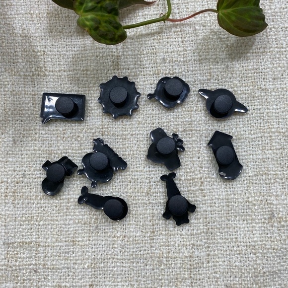 Alien Extraterrestrial Space Croc Shoe Charms 10pc New - Picture 3 of 4